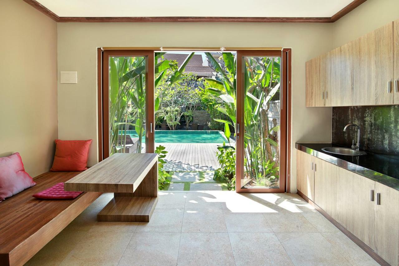Puri Sabina Bed & Breakfast Jimbaran Esterno foto
