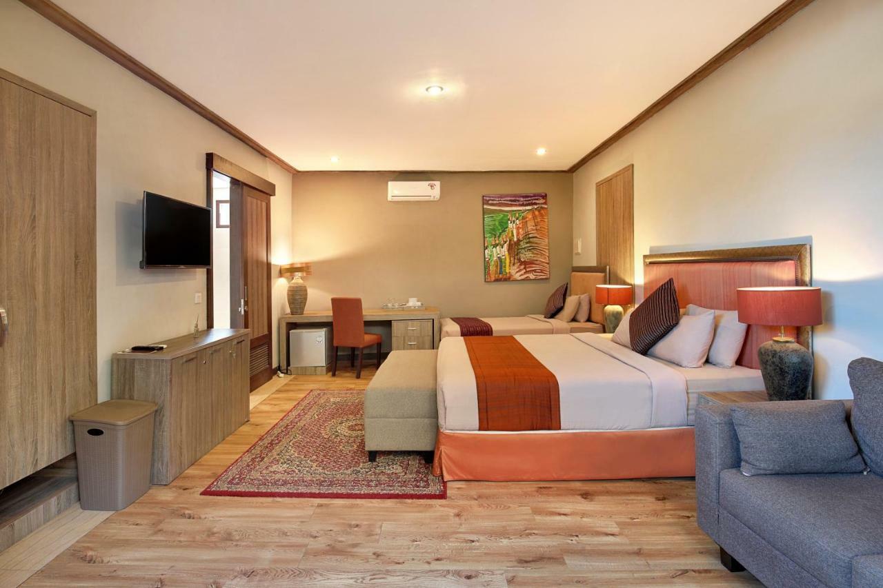 Puri Sabina Bed & Breakfast Jimbaran Esterno foto