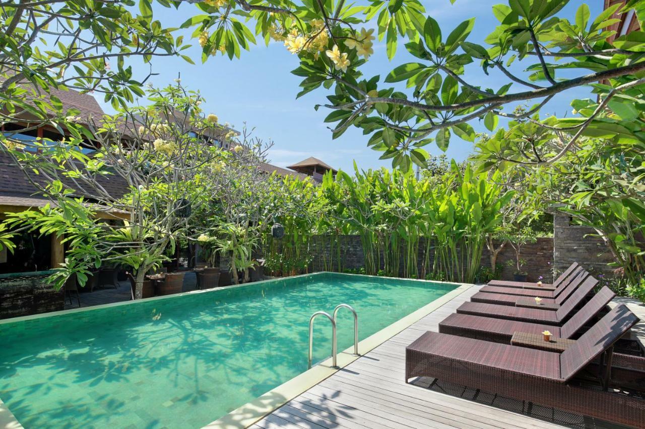 Puri Sabina Bed & Breakfast Jimbaran Esterno foto