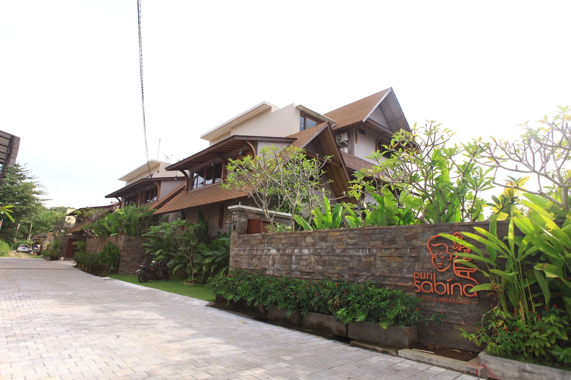 Puri Sabina Bed & Breakfast Jimbaran Esterno foto