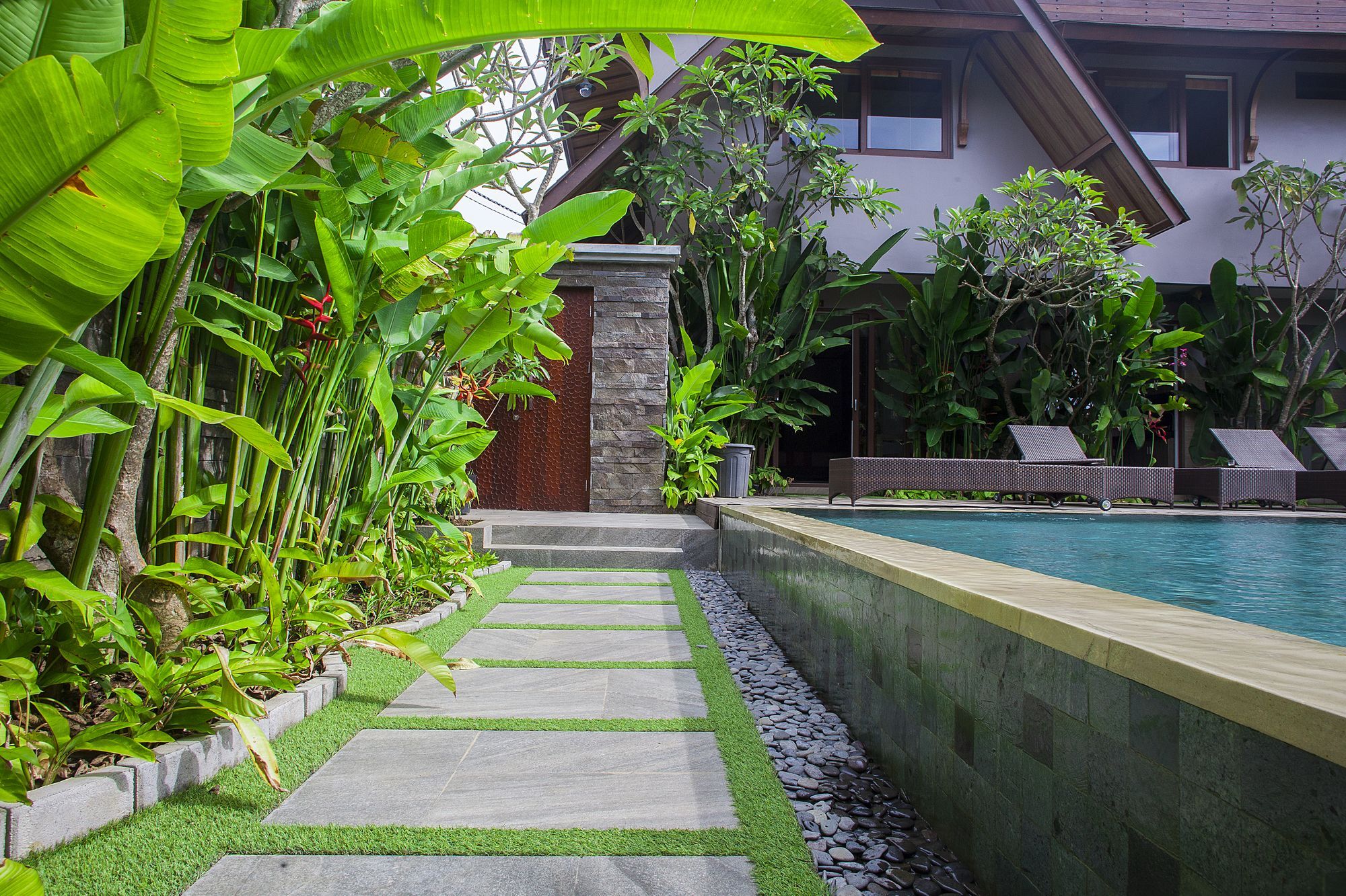 Puri Sabina Bed & Breakfast Jimbaran Esterno foto