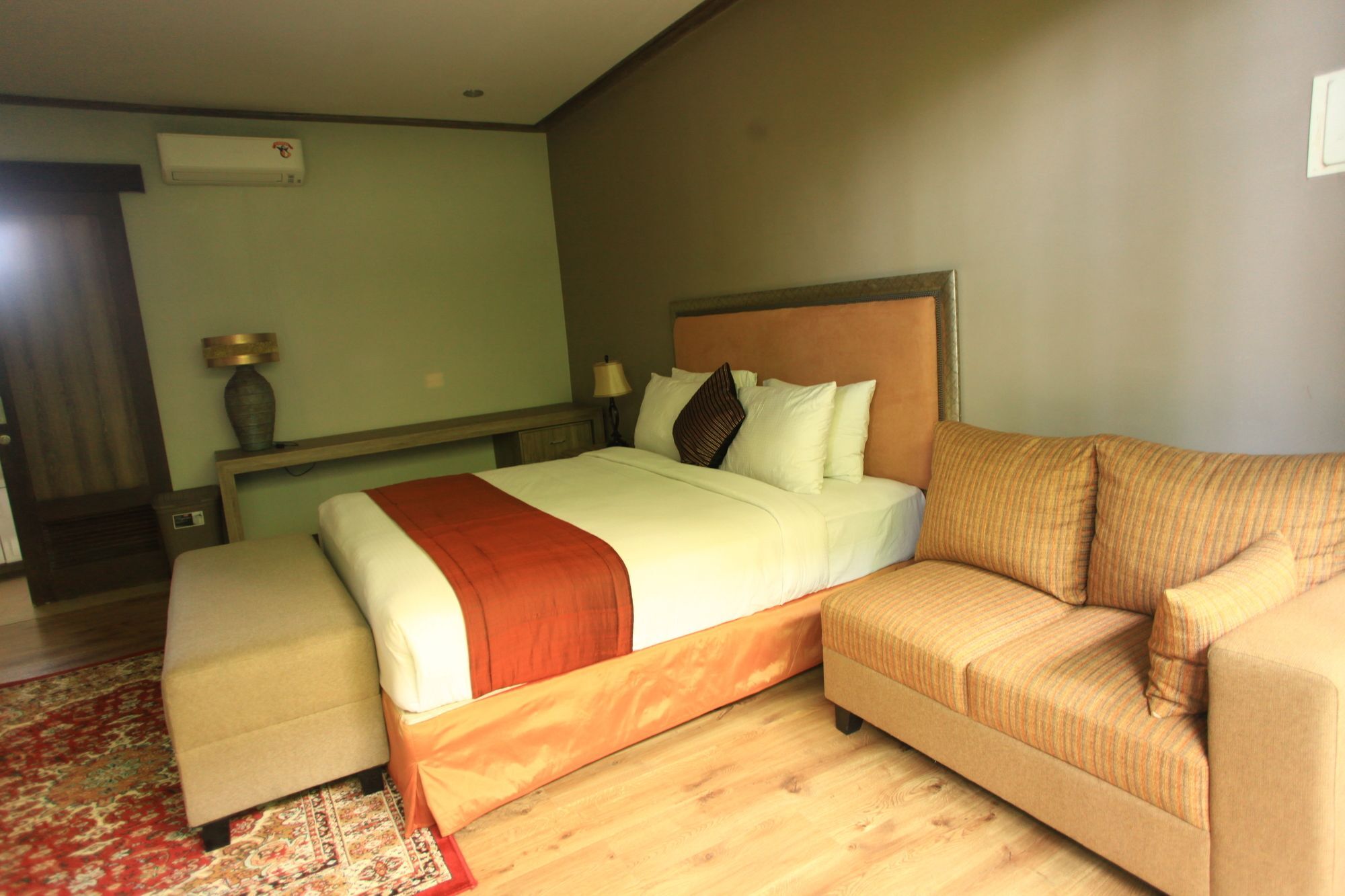 Puri Sabina Bed & Breakfast Jimbaran Esterno foto